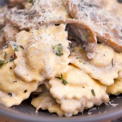 Maggiano's mushroom ravioli al forno